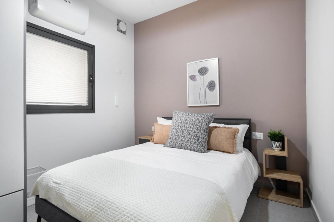 Modern Exquisite Haven In South Tlv With Mamad By Sea N' Rent Apartment *