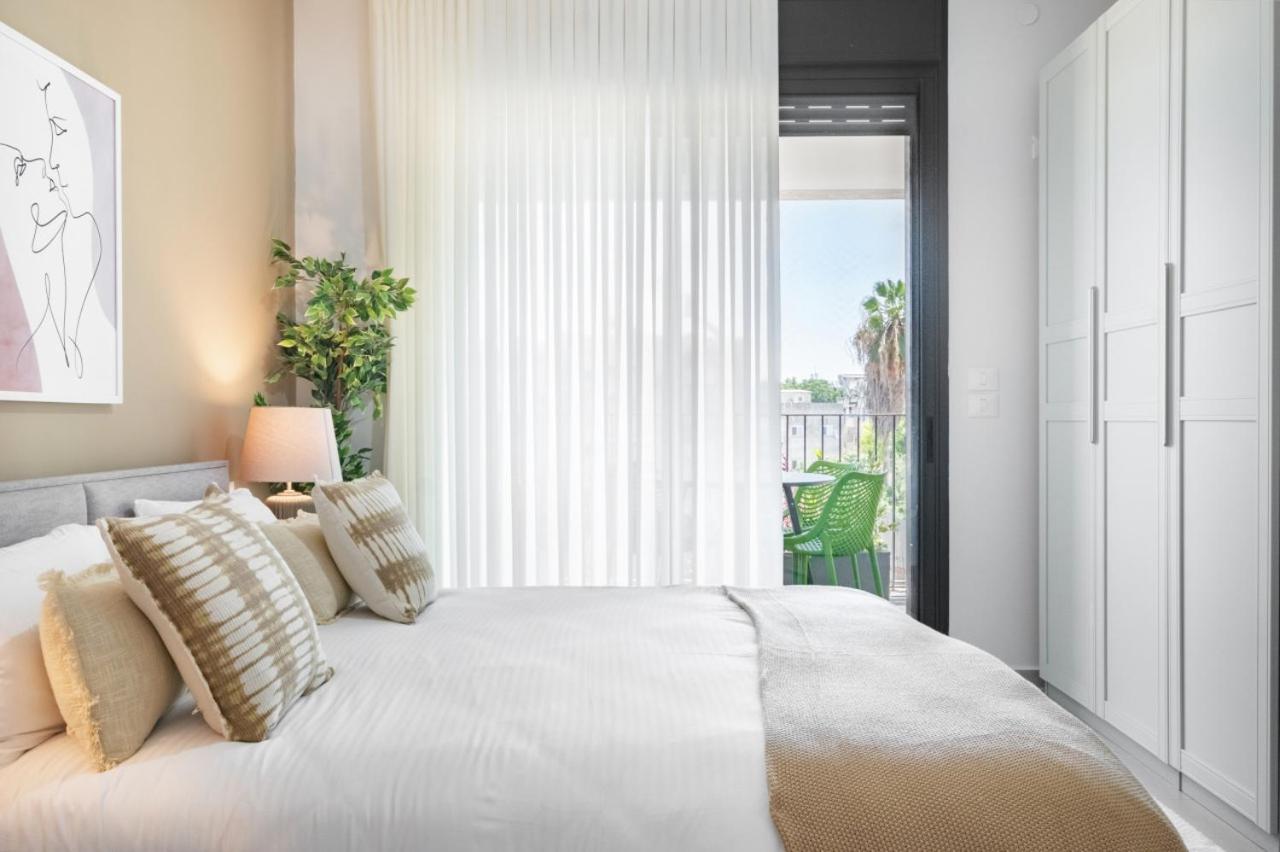 Modern Exquisite Haven In South Tlv With Mamad By Sea N' Rent Apartment Tel Aviv