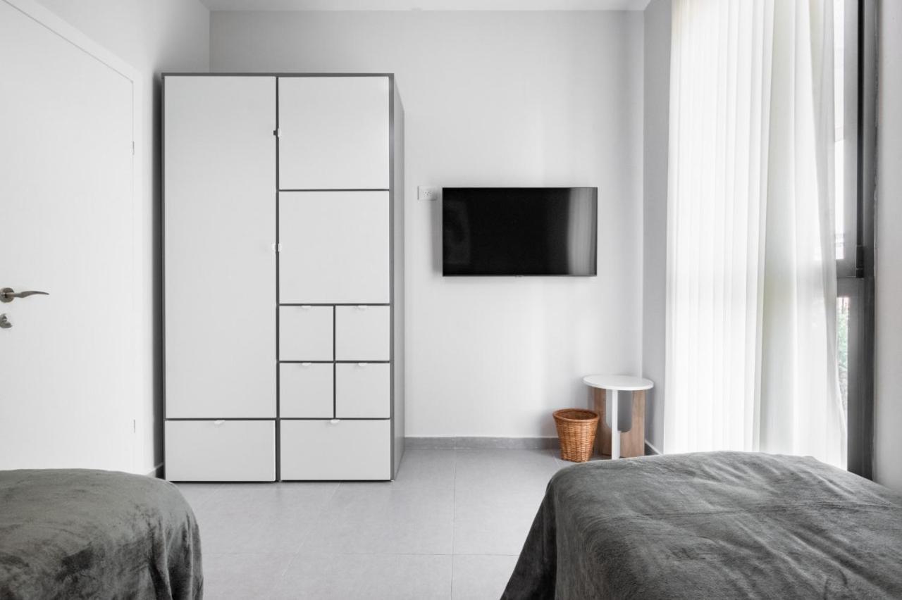 Apartment Modern Exquisite Haven In South Tlv With Mamad By Sea N' Rent